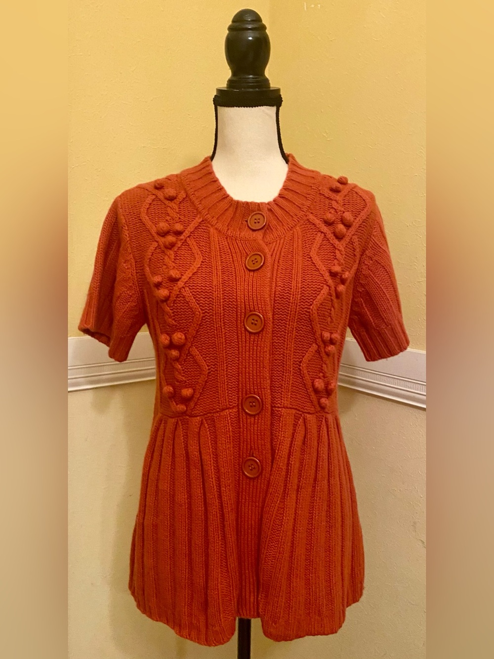 Aryeh Terracotta Short-Sleeve Knit Button Sweater; Size Large; NEW.